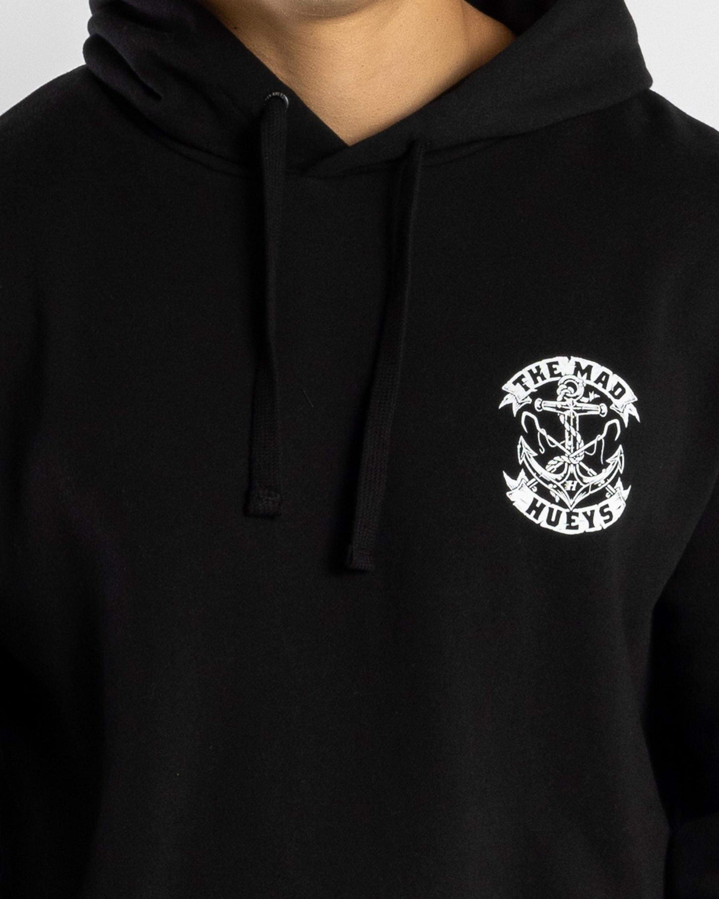 The Mad Hueys drop anchor hood