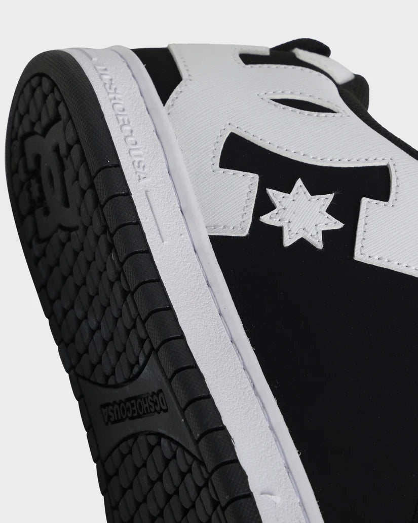 DC Court Graffik Black/White