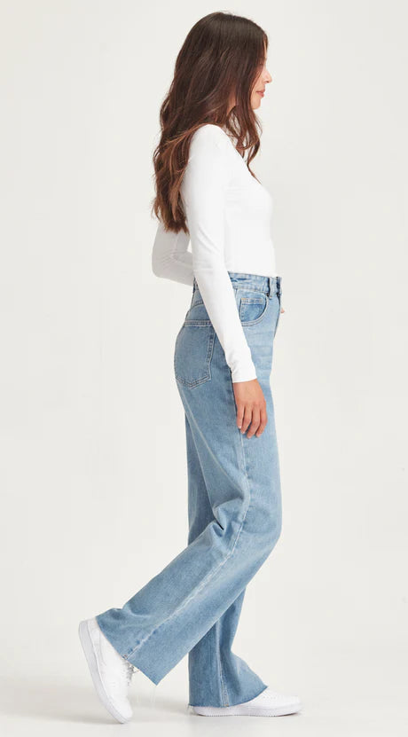 Junkfood AVRIL wide leg jean | Blue no rips