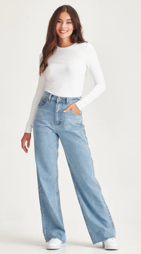 Junkfood AVRIL wide leg jean | Blue no rips