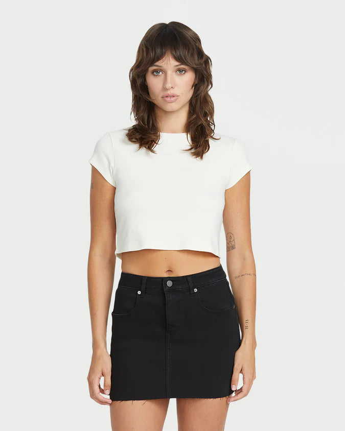 Volcom Dropping In Black Mini Skirt