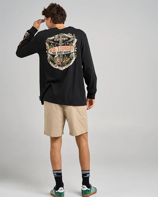 The mad hueys tiki captain LS tee