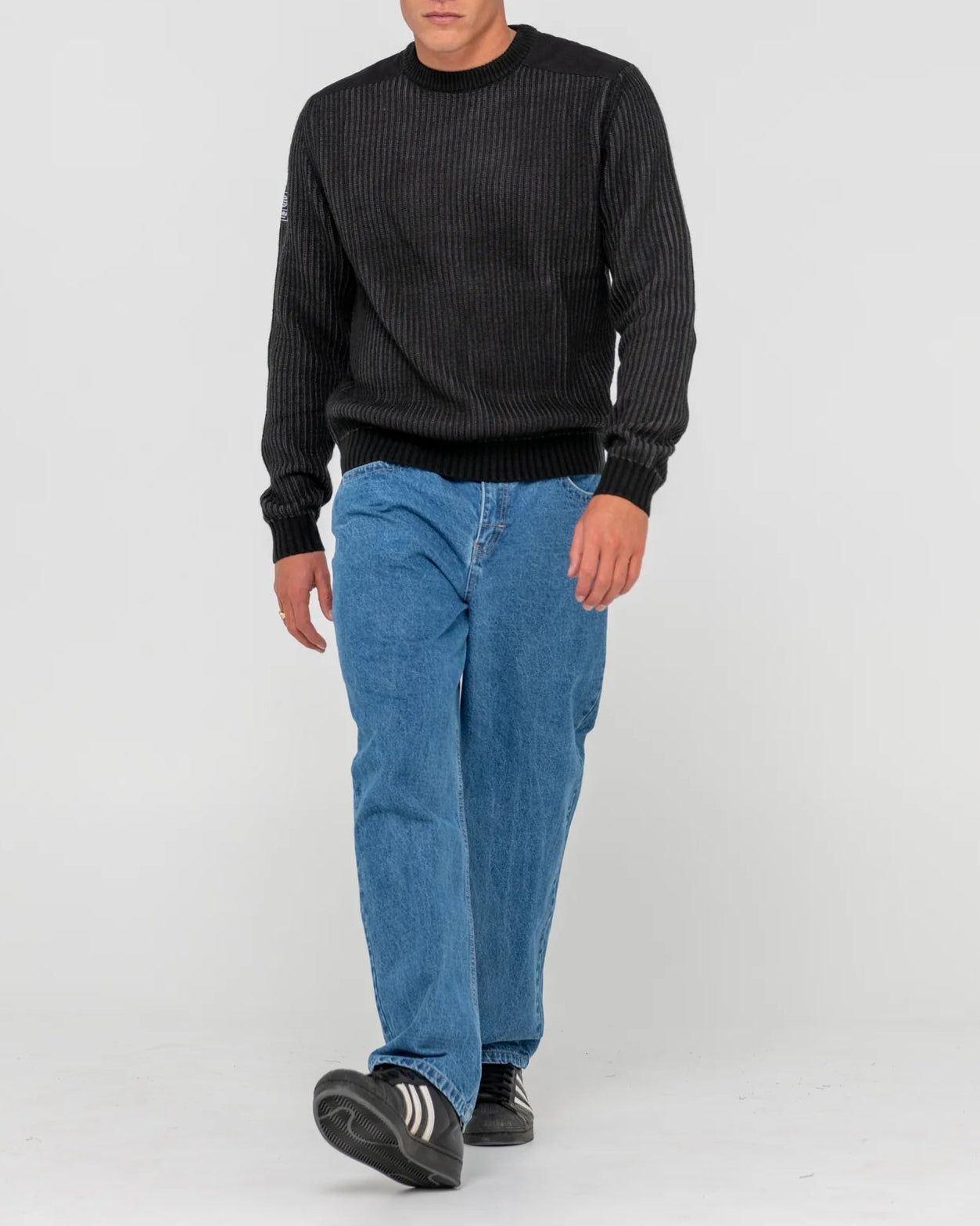 Rusty Ora style knitted crew- Black