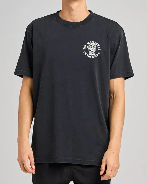 The Mad Hueys on the rocks tee- Washed black