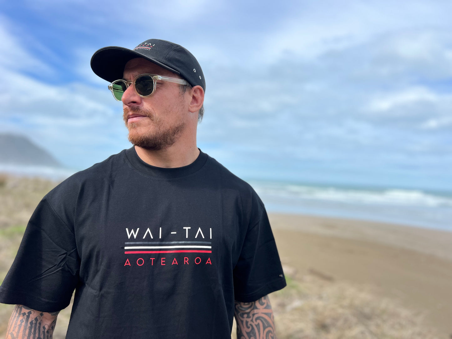 WAI-TAI Tipua T- shirt black