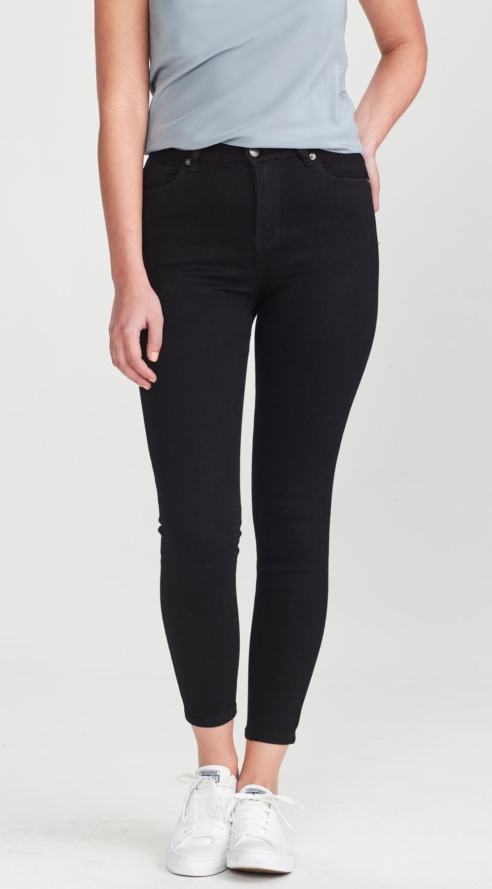 Junkfood SLIP | Ankle Grazer Jean Black (Cropped)