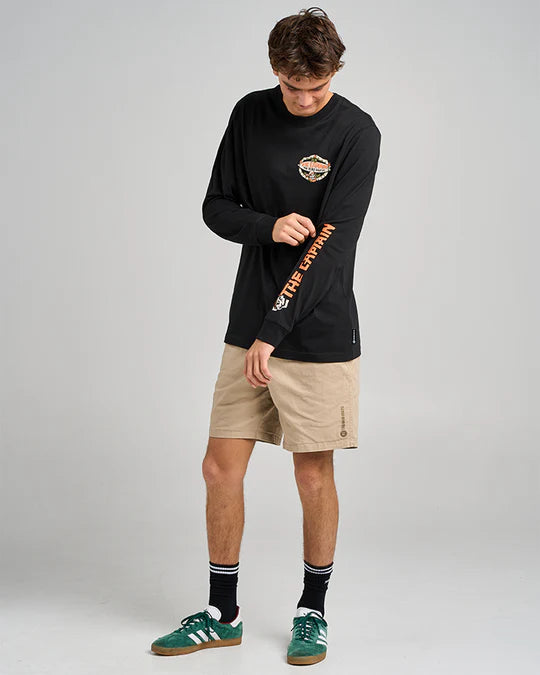 The mad hueys tiki captain LS tee