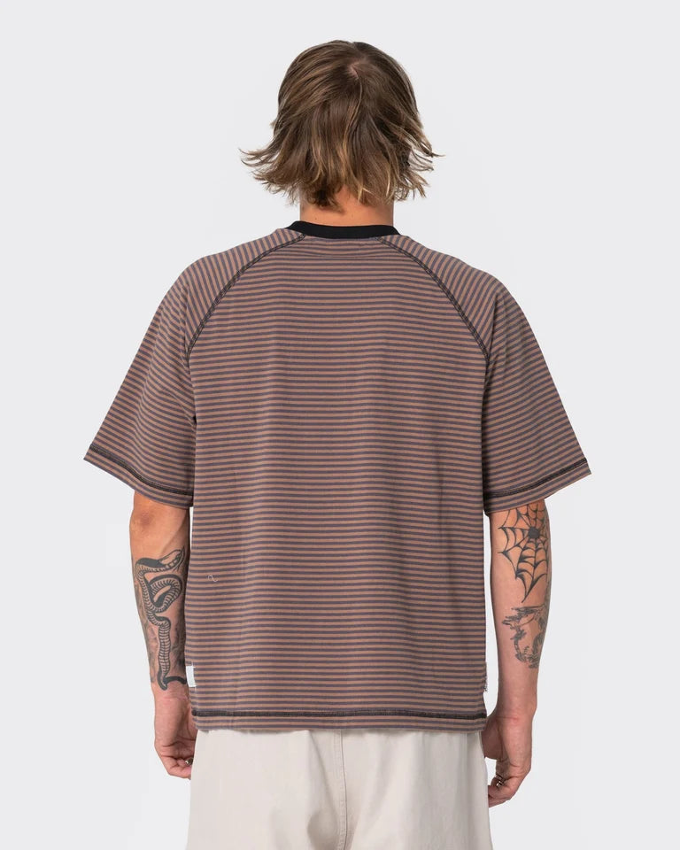 Rusty Riddle Me This Raglan Tee | Pinecone