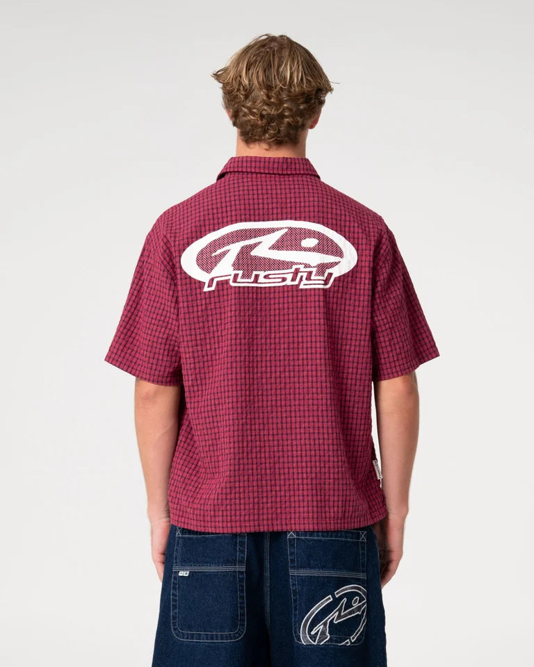 Rusty Defender Short Sleeve Shirt | Vintage Red
