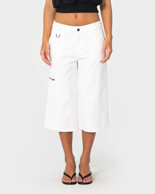 Rusty It Gyrl Low Rise Capri Cargo Pant | White