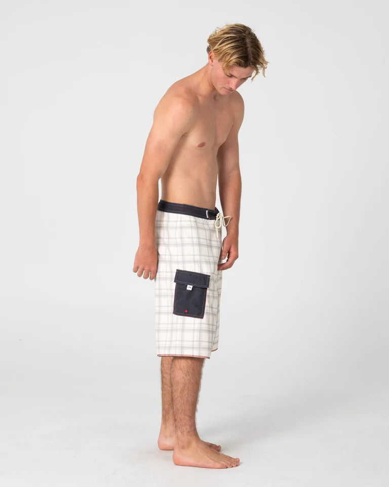 Rusty Scribble 24" Baggy Boardshorts l Cream