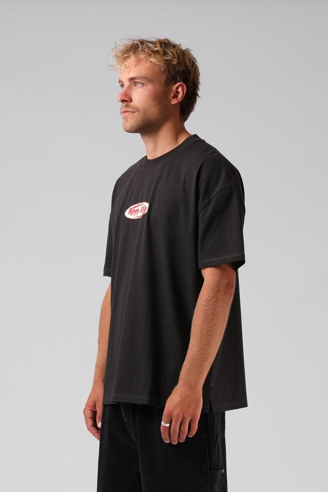 RPM Revolve Tee l Charcol