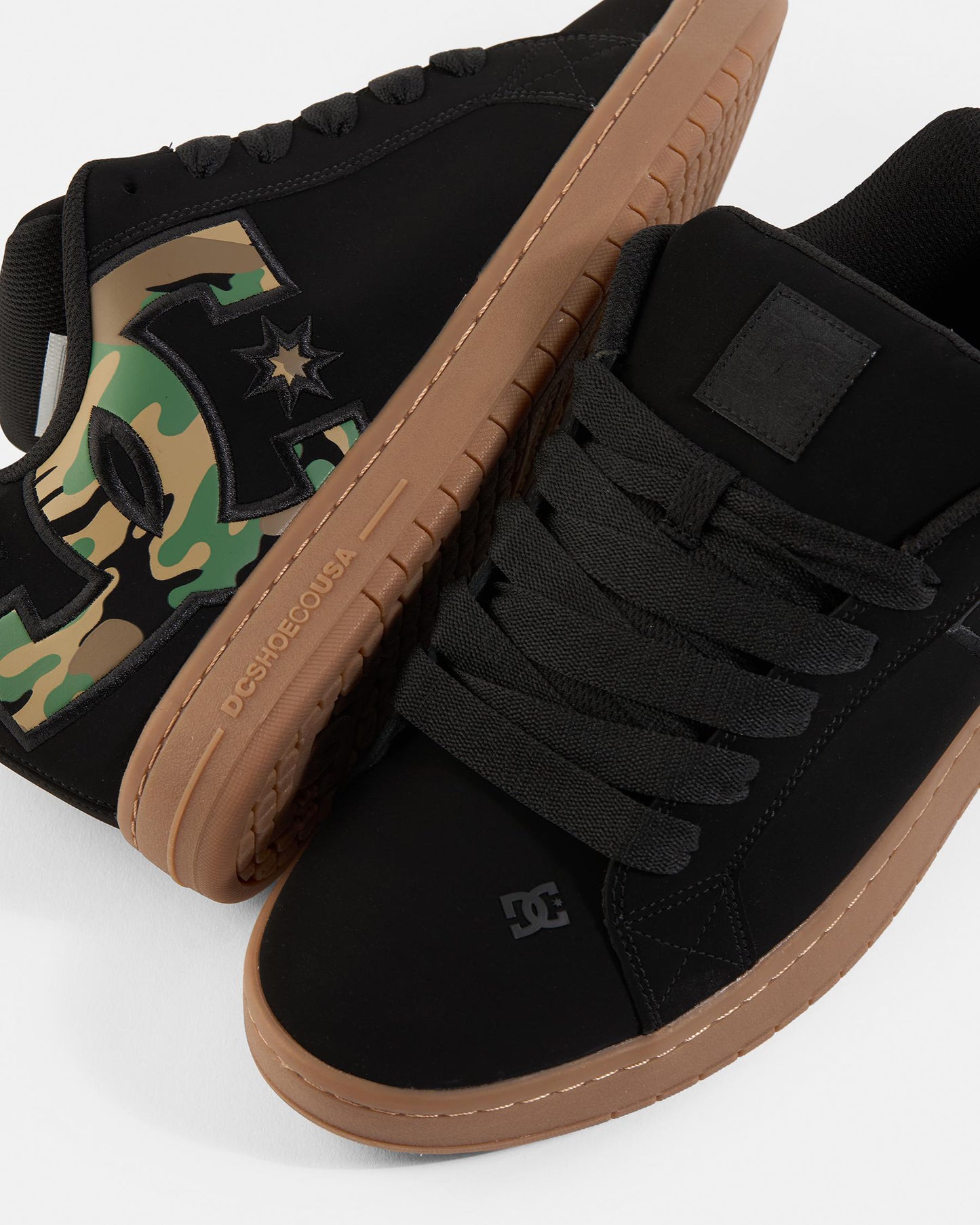 DC Court Graffik l Black/Gum/Camo