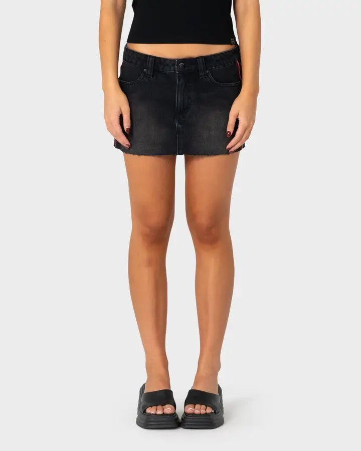 Rusty Flip Mommy Raw Low Rise Mini Denim Skirt l Blasted Black/Red