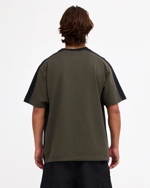 Billabong Spec Iconic T-Shirt l Forest