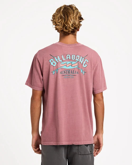 Billabong Heritage Arch Wave Wash Premium l Red Dahlia